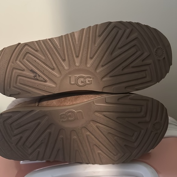 UGG HADLEY II WATERPROOF BOOTS - Picture 2 of 10